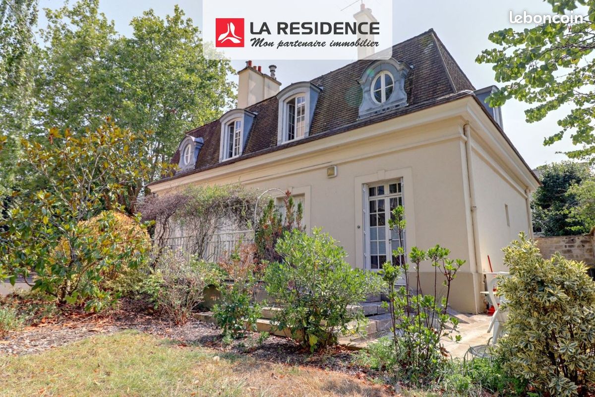 Appartement 4 pièces 90 m² · à Saint-Germain-en-Laye · 90 m² · 570 000 €