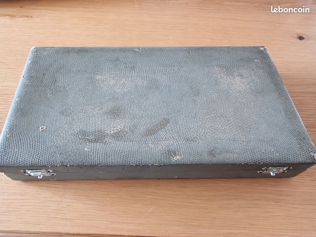 Couteau manche corne (image 1)