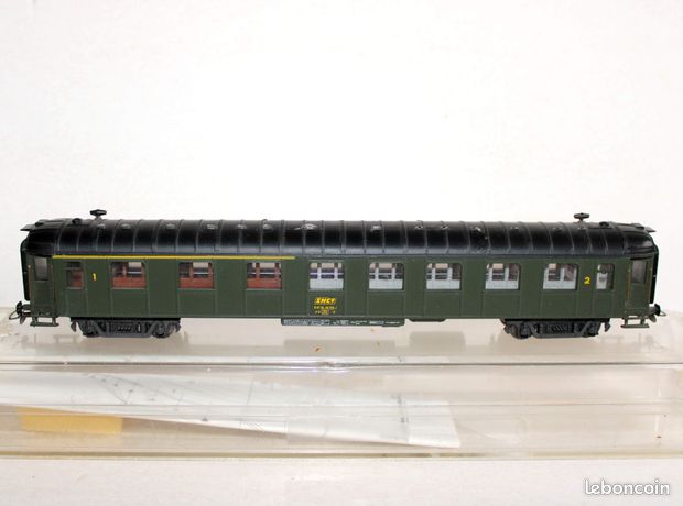 Kit à Monter France Trains Voiture SNCF UIC 274K - HO 1/87 - État Neuf Sous Blister