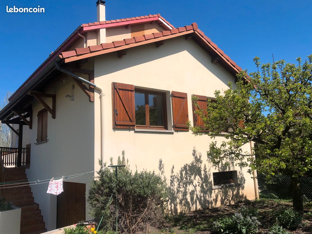 Maison 5 pièces 115 m² · à Clermont-Ferrand · 115 m² · 240 000 €