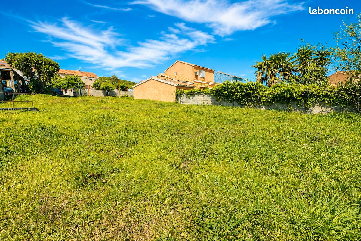 Terrain 448 m² · à Biguglia · 448 m² · 114 000 €