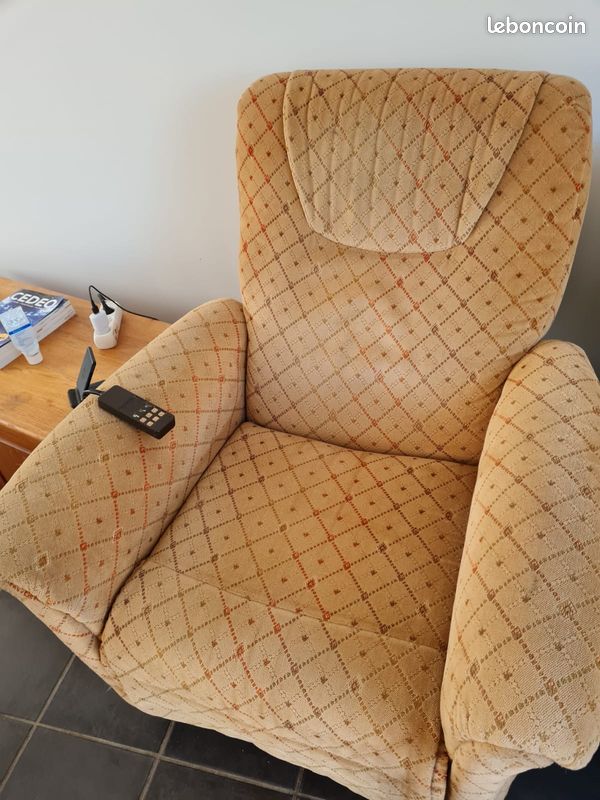 Fauteuil électrique relaxation (image 1)