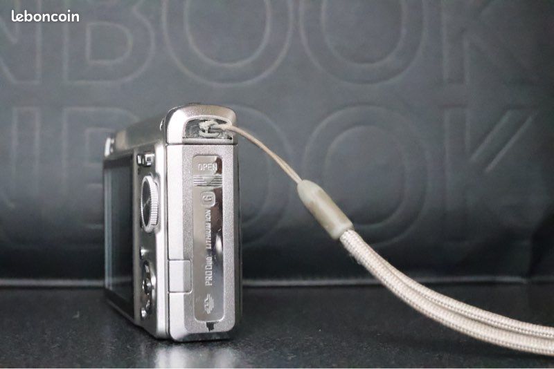 Appareil photo vintage Sony Cybershot 12.1 (image 5)
