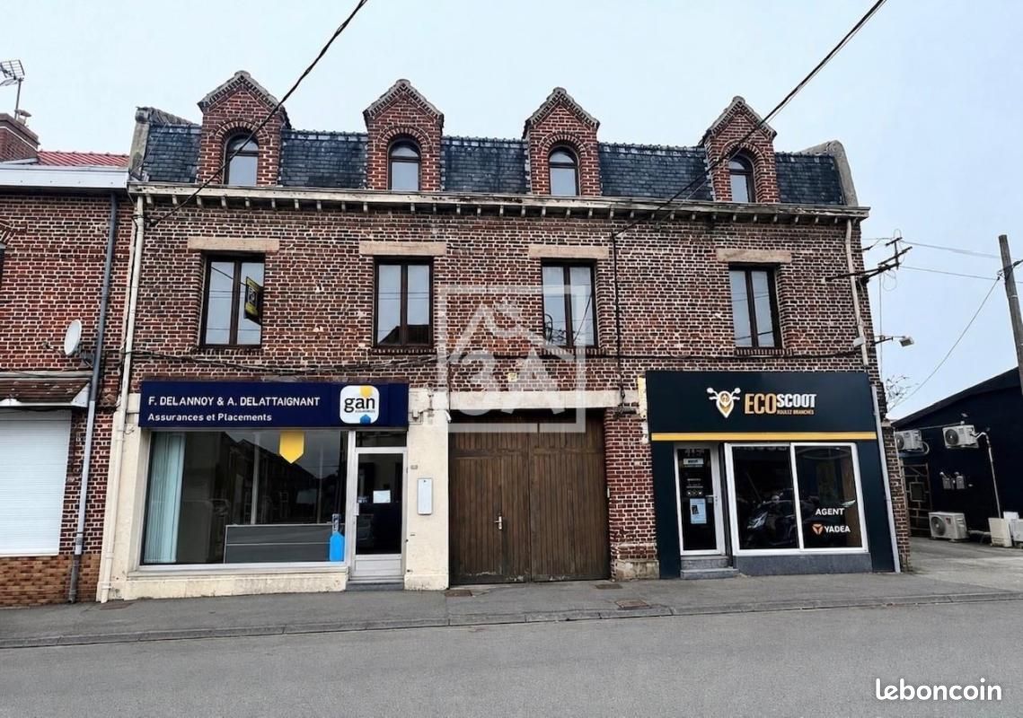 Immeuble 15 pièces 325 m² · à Bruay-la-Buissière · 325 m² · 200 000 €