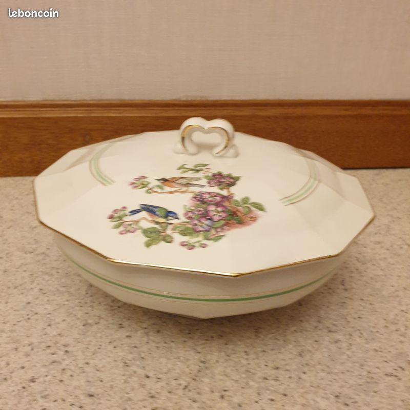 Soupière en porcelaine opaque (image 1)