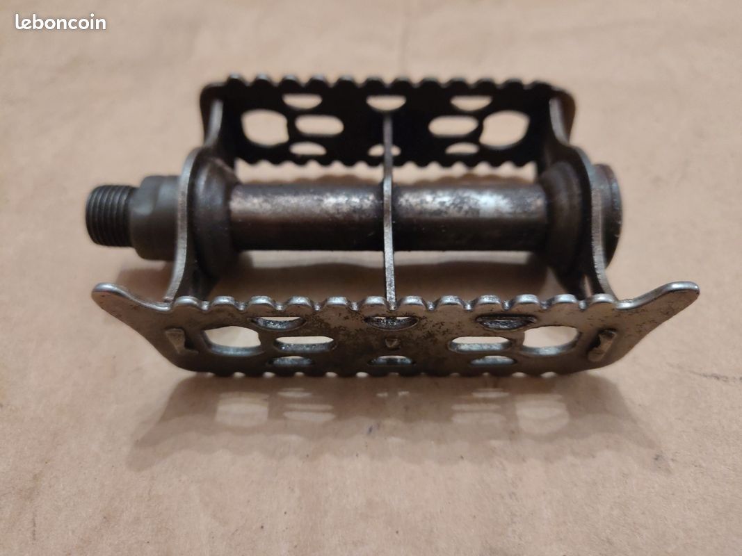Pédales De Vélo Ancien De Velo 1930 Gauche - FR