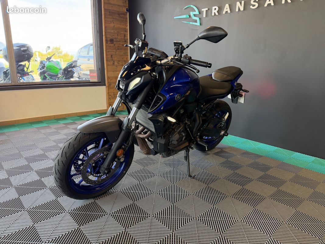 Yamaha mt 07 a2 / tres bon etat / full suivi yamaha (image 2)