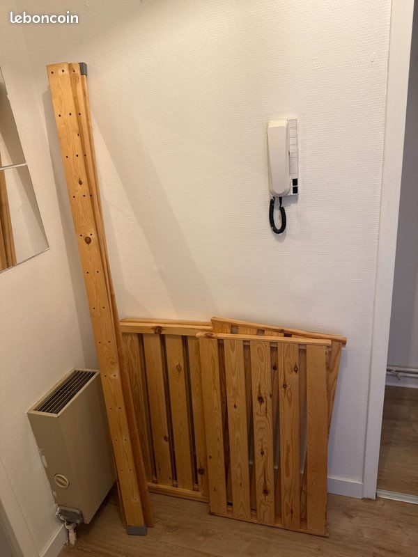 Étagère IKEA (image 1)