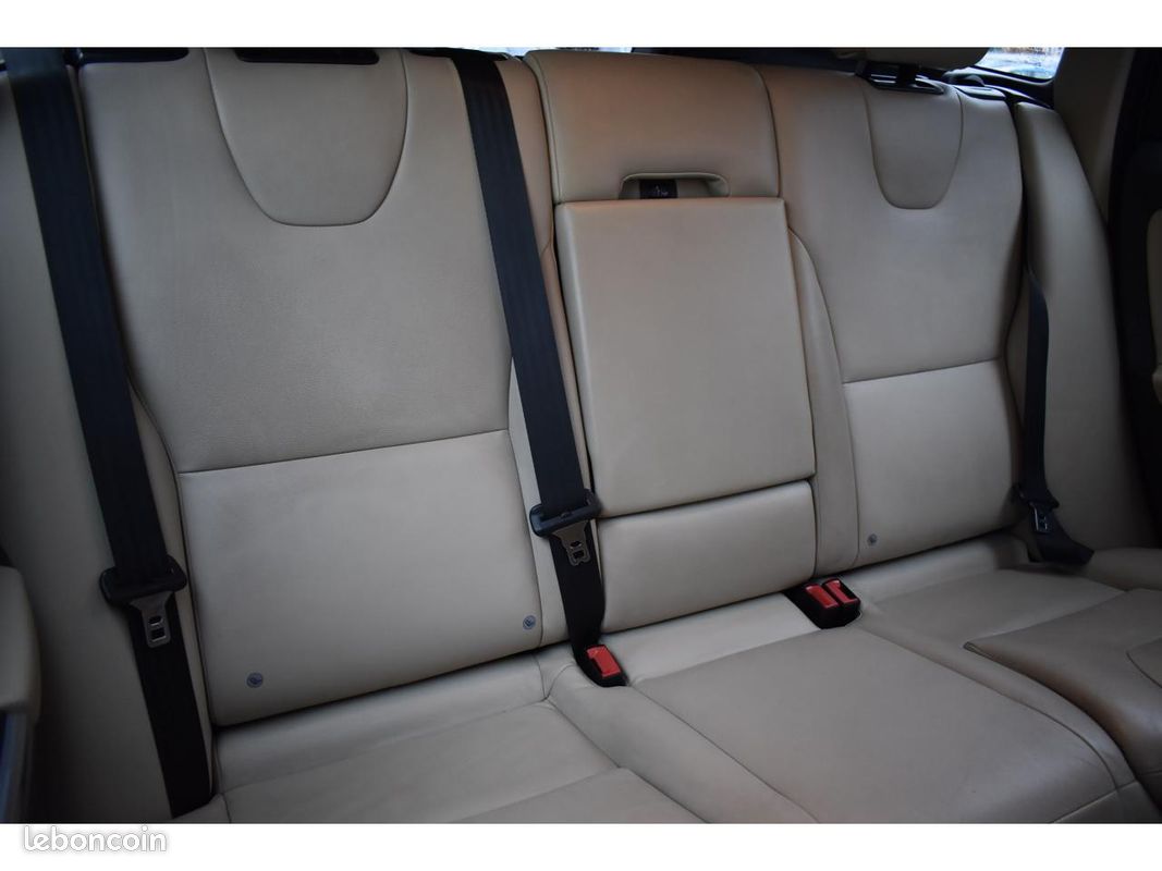 VOLVO XC60 T5 AWD 245 ch Xénium Geartronic A (image 5)