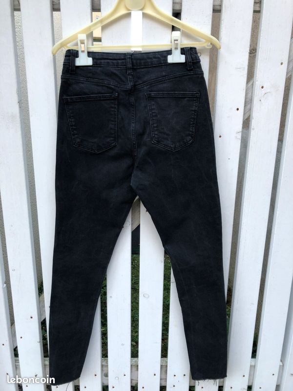 Jean 34 (image 2)