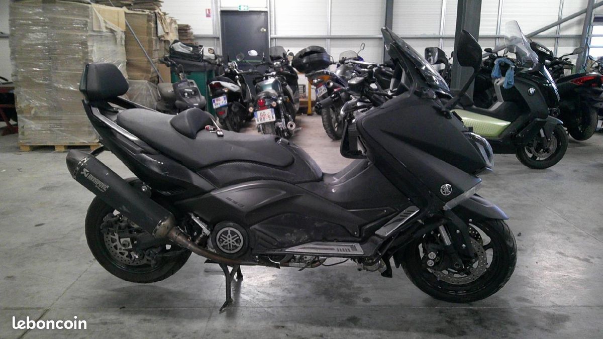 Yamaha XP T-MAX 530 ABS Accidenté RSV N°19861 - Motos