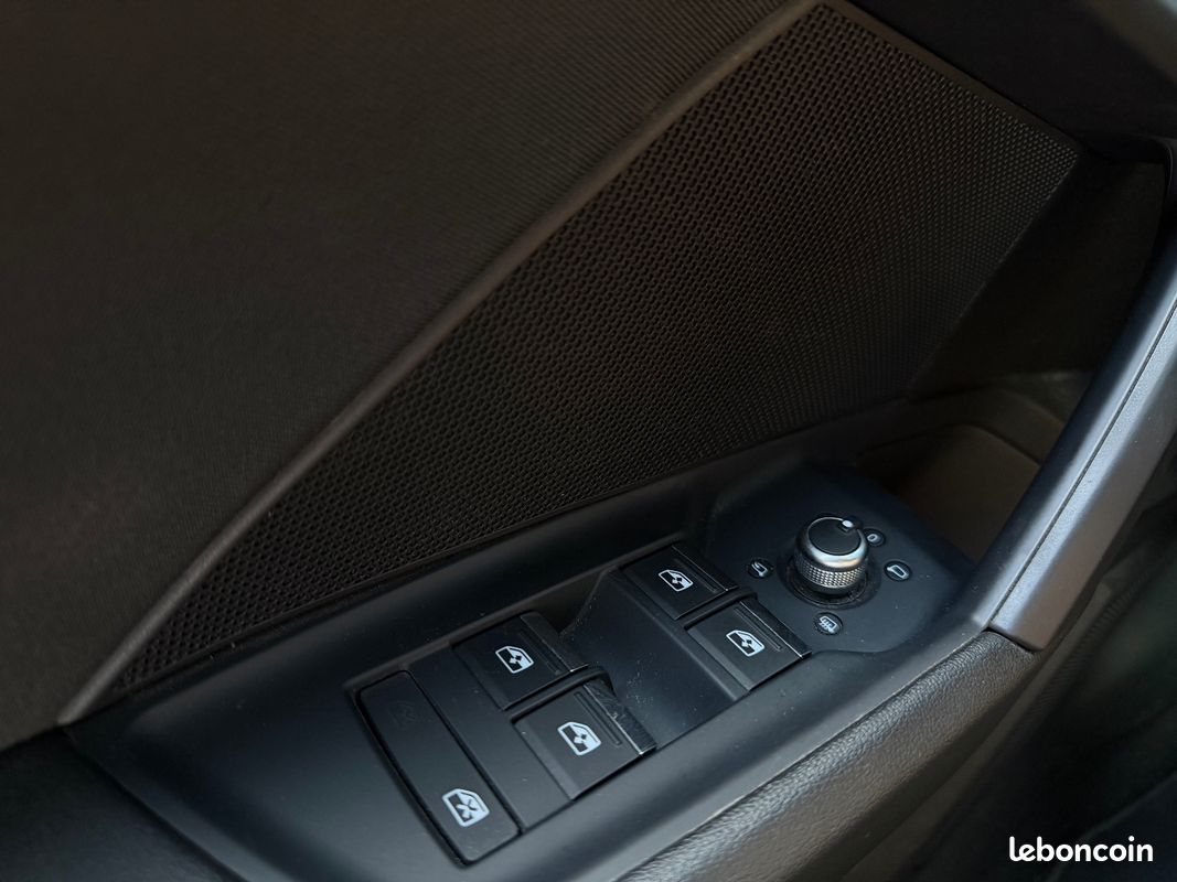 AUDI A3 SPORTBACK 30 TDI 116 S tronic 7 Design - Caméra de Recul - Carplay (image 21)