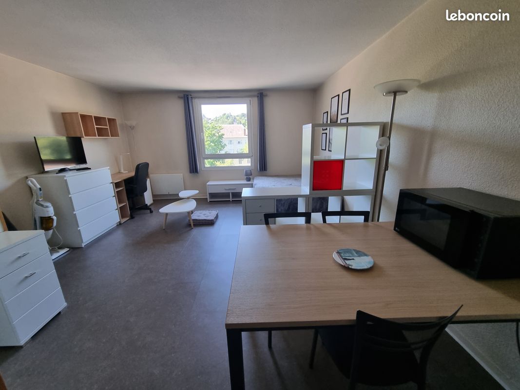 Appartement 1 pièce 24 m² · à Chambéry · 24,2 m² · 120 000 €