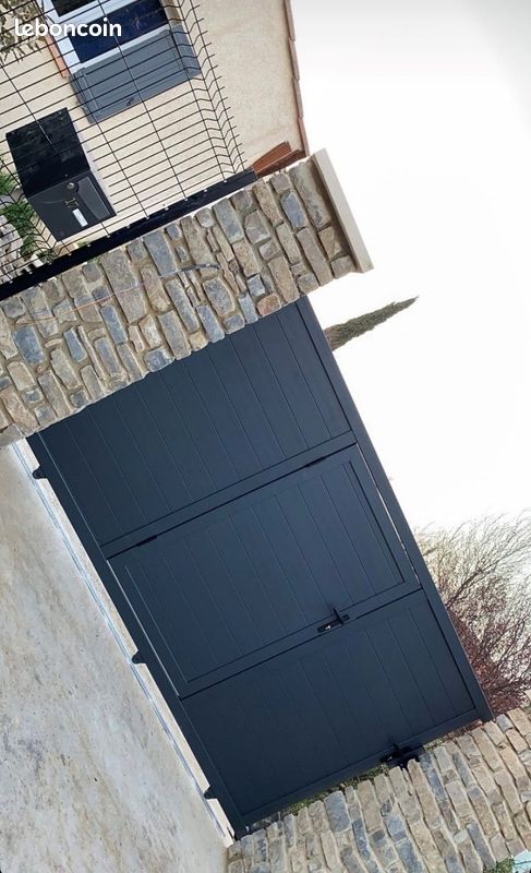 Portail alu professionnel avec portillon intégré – Gris anthracite (image 4)