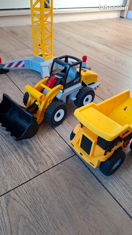 Playmobil city action - Grue télécommandée + engins de chantier (image 2)