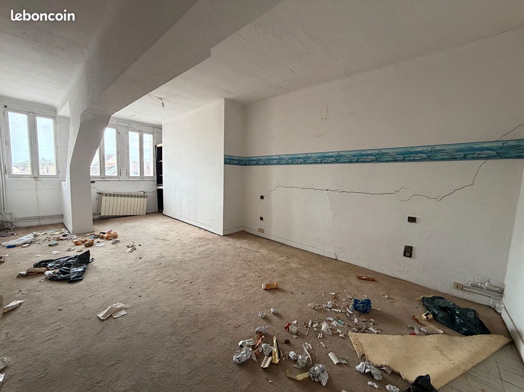 Appartement 4 pièces 96 m² · à Troyes · 96 m² · 85 000 €