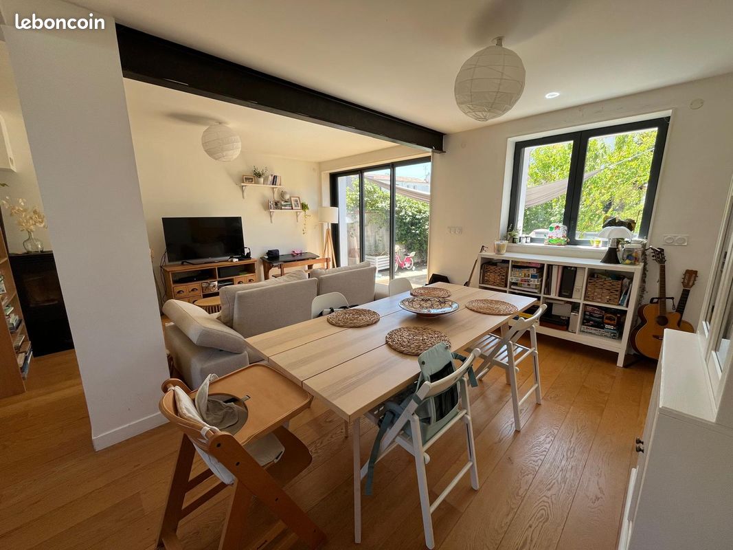 Maison 4 pièces 100 m² · à La Rochelle · 100 m² · 1 900 €/mois