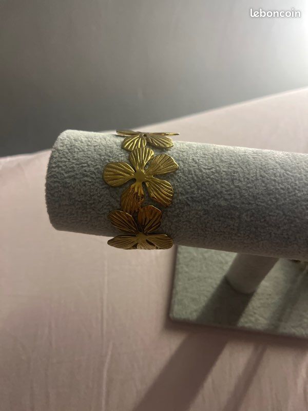 Bracelet jonc fleurs - Boutique du château de Versailles