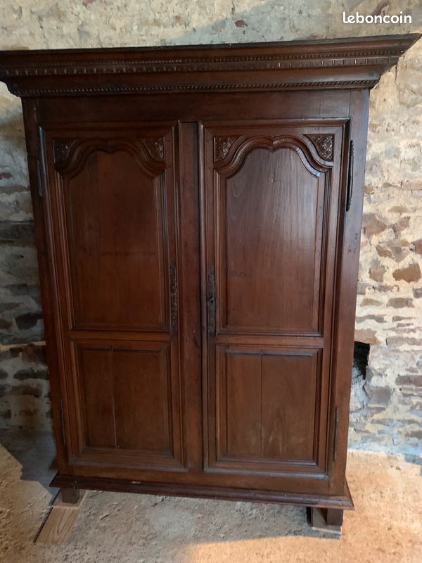Petite armoire ancienne (image 1)