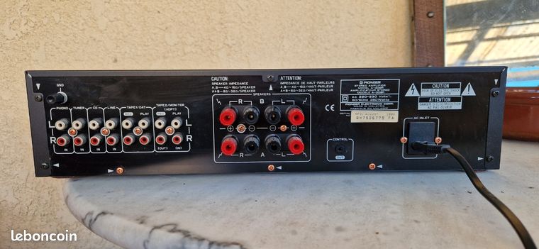 Amplificateur Stéréo Pioneer A-305R – Occasion – Fonctionnel Avec Câble