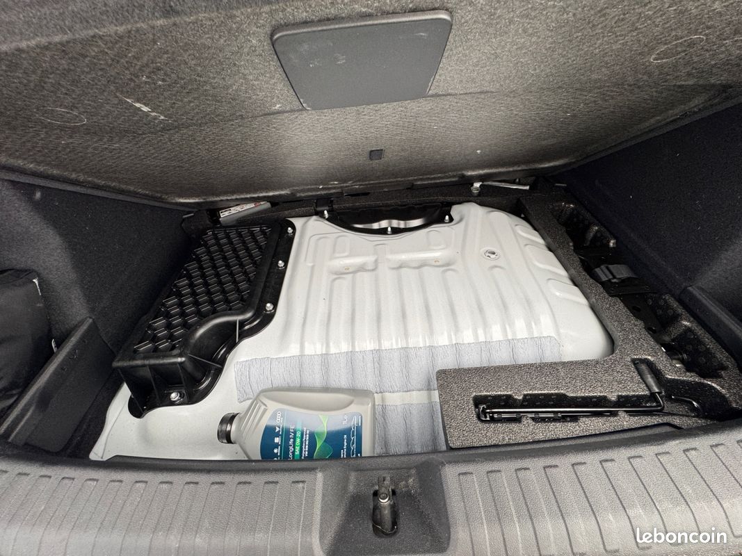 AUDI A3 Sportback 40 TFSI e Hybride rechargeable 204 S tronic 6 S line & 11800  d options (image 18)