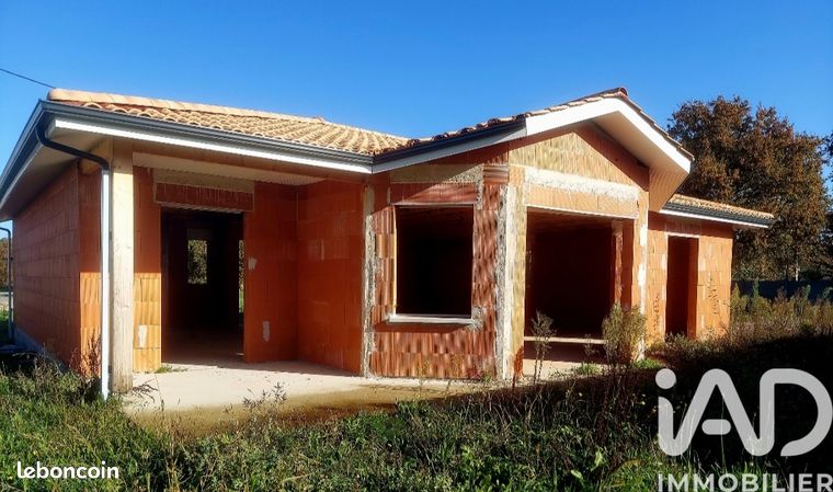 Propriété 5 pièces 122 m²