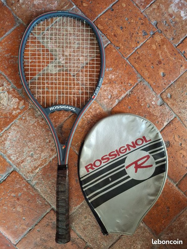Lot De 2 Raquettes De Tennis Vintage Rossignol – F200 Carbon Et Strato – Bon état