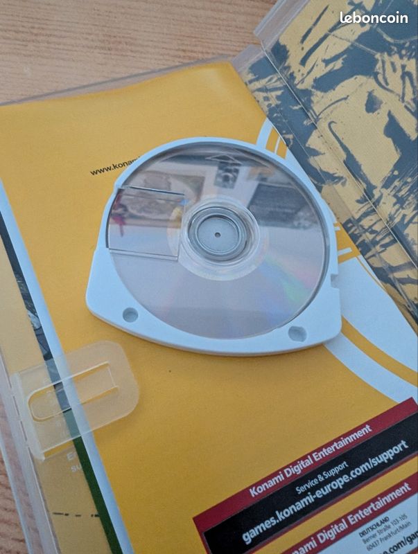 Metal Gear Solid Peacewalker PSP (image 4)