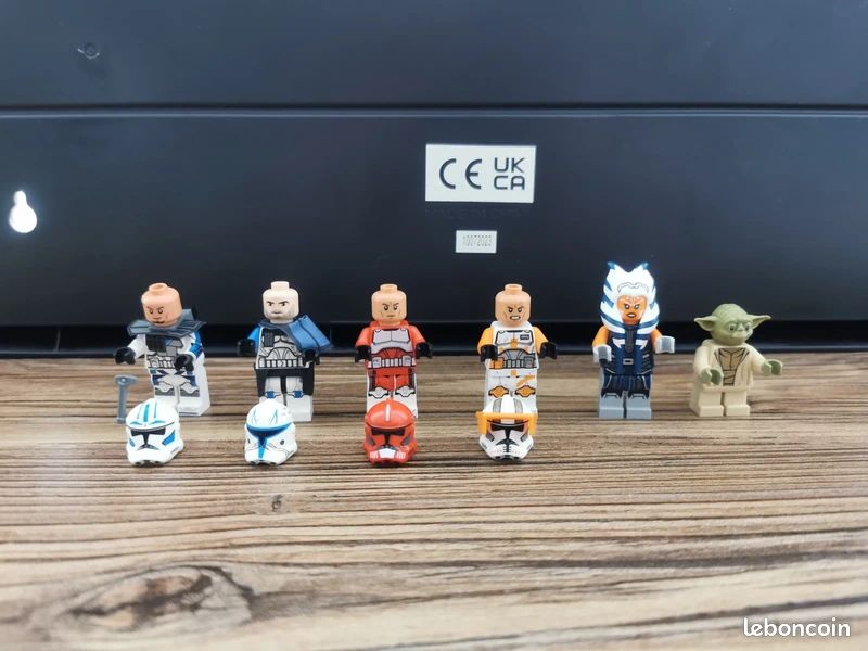Figurines Lego Star Wars : Commandants Clones + Jedis (image 2)