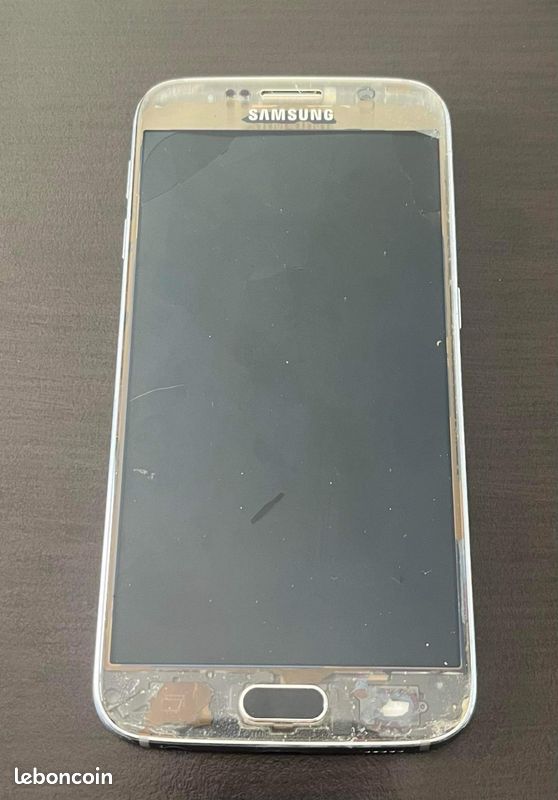 Samsung Galaxy S6 (image 2)