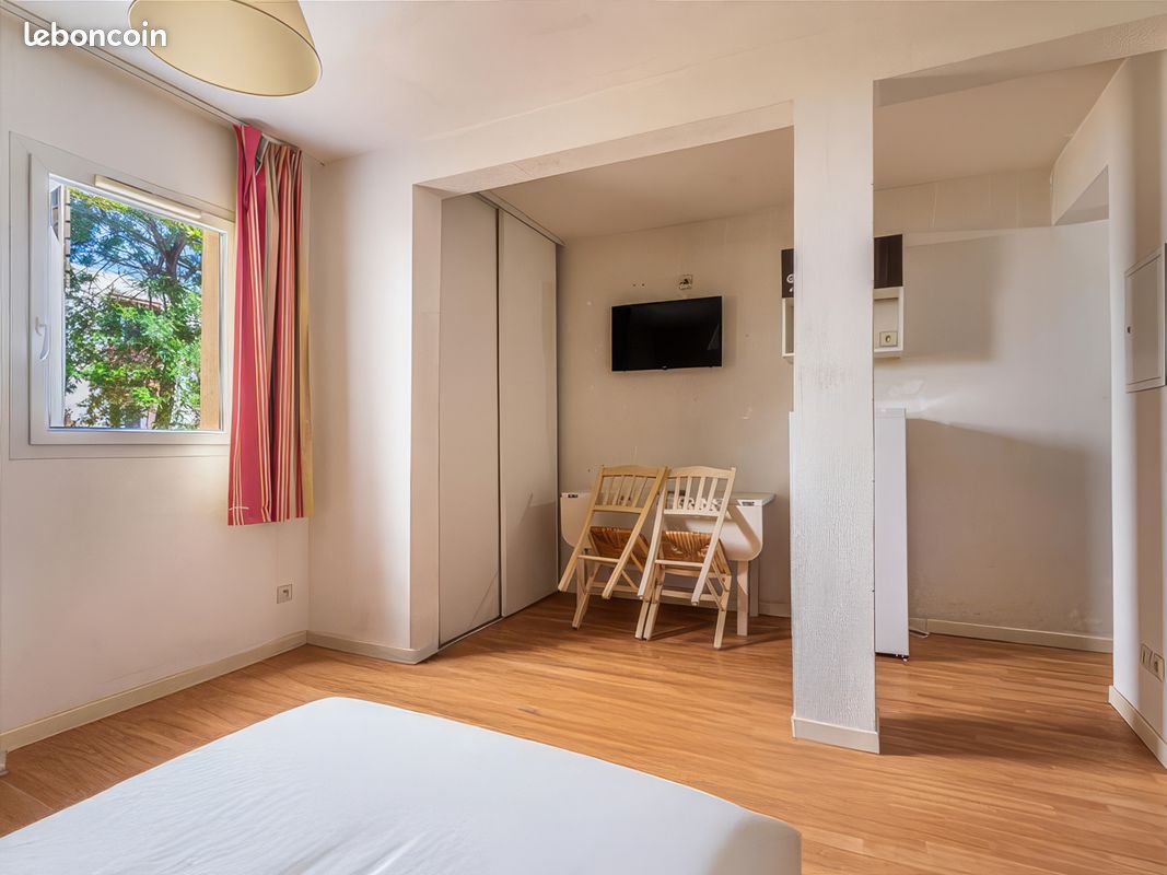 Appartement 1 pièce 24 m² · à La Londe-les-Maures · 24 m² · 585 €/mois