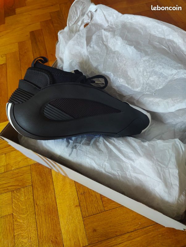 Baskets Adidas James Harden Volume 8 – neuves, jamais portées  édition performance – sneakers homme (image 3)