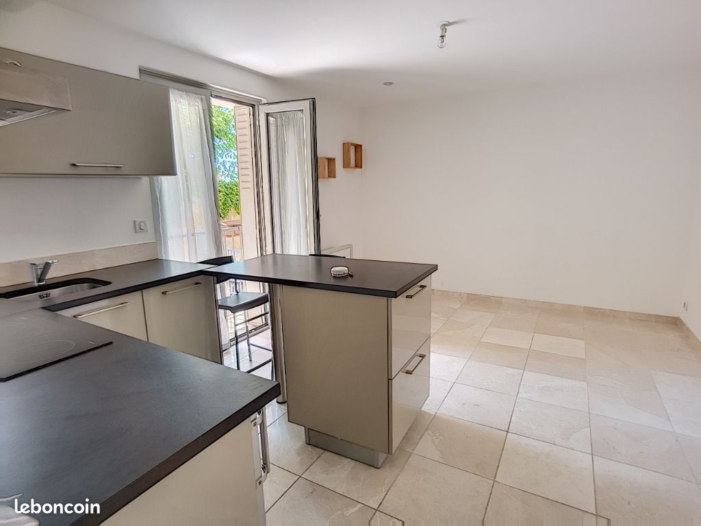 Appartement 1 pièce 21 m² · à Aix-en-Provence · 21 m² · 585 €/mois
