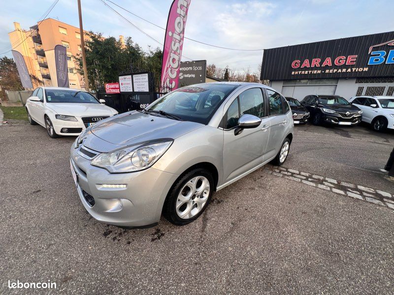 Citroen C3 II 1.2i essence 80 cv 90000 km. Garantie 12 mois (image 2)