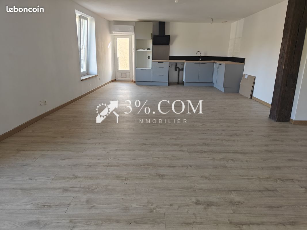 Immeuble 14 pièces 339 m² · à Bayon · 339 m² · 190 000 €