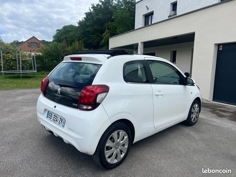 Peugeot 108 Vti 70 ch toit panoramique ouvrant/Bluetooth/feux led (moteur à chaîne) (image 4)