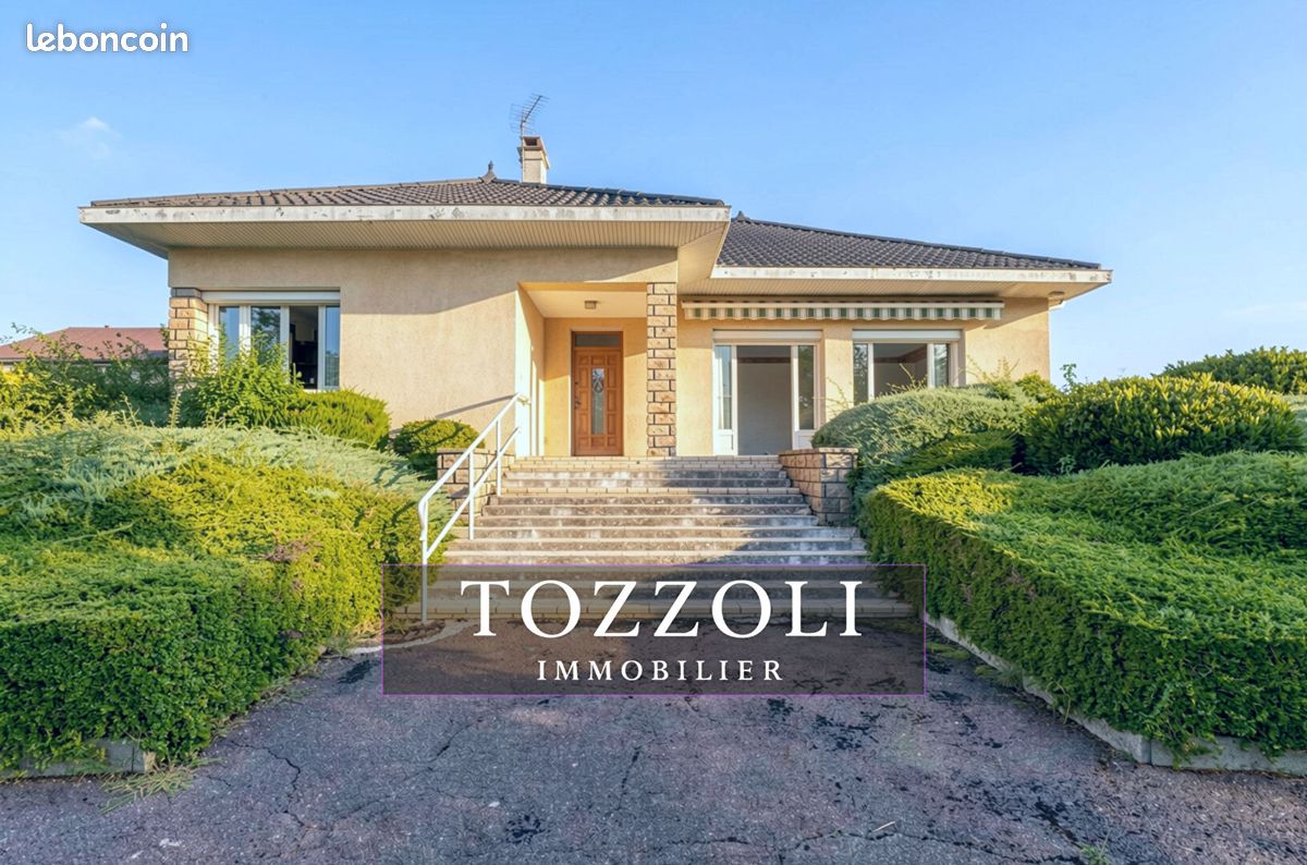 Maison 5 pièces 128 m² · à Charantonnay · 128 m² · 350 000 €