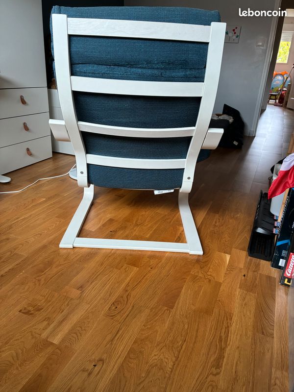 Fauteuil POANG IKEA (image 3)