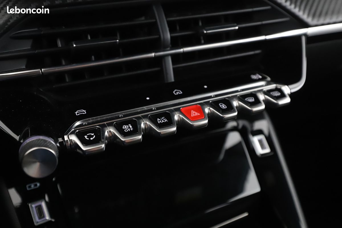 Peugeot 2008 1.2 PureTech Allure 101 ch (image 21)