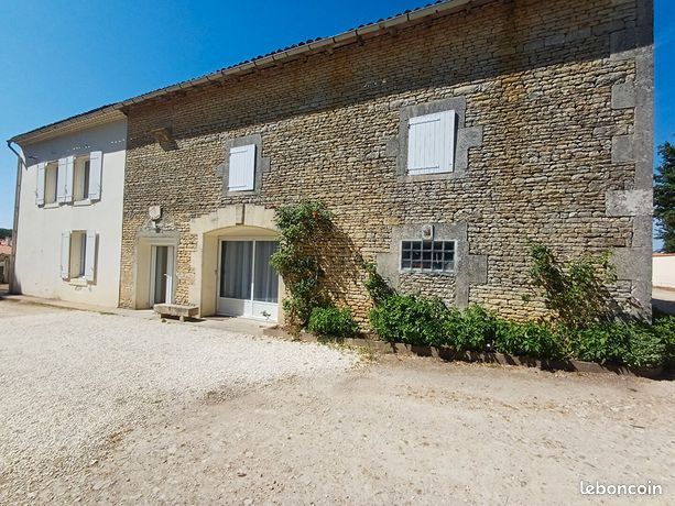 Longère 6 pièces 193 m²