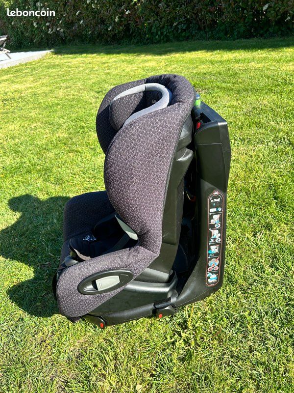 Siège auto pivotant bébé confort Axiss (image 3)