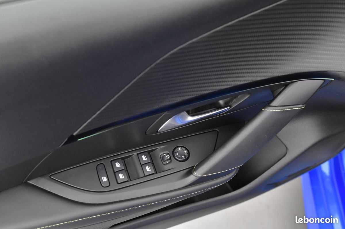 PEUGEOT 208 BlueHDi 100 S&S BVM6 GT (image 13)