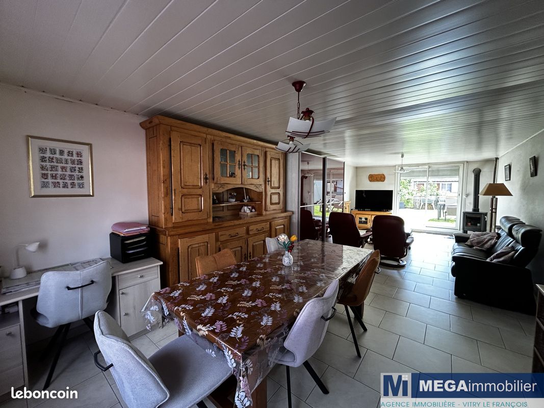 Maison 5 pièces 118 m² · à Blacy · 118 m² · 132 000 €