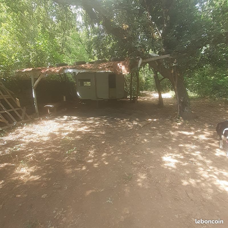 Parcelle jardin terrain de loisir · à Largentière · 50 €/mois