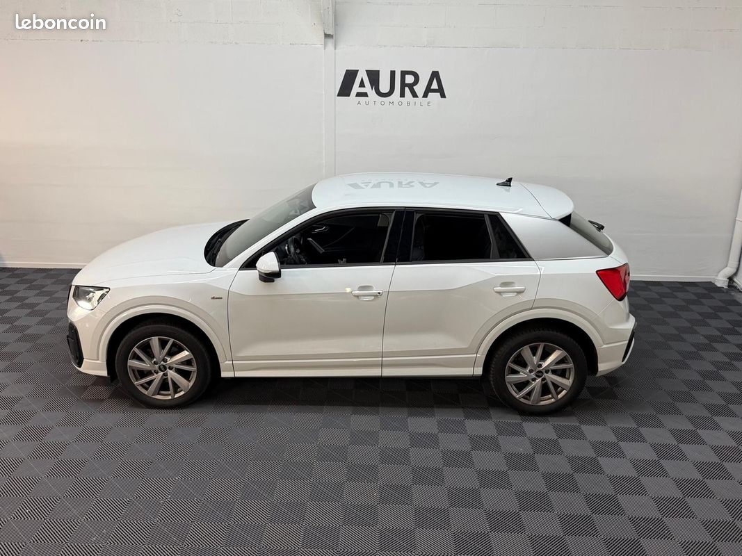 AUDI Q2 35 TFSI S line CARPLAY / CAMÉRA / ANGL. MORT ... (image 12)