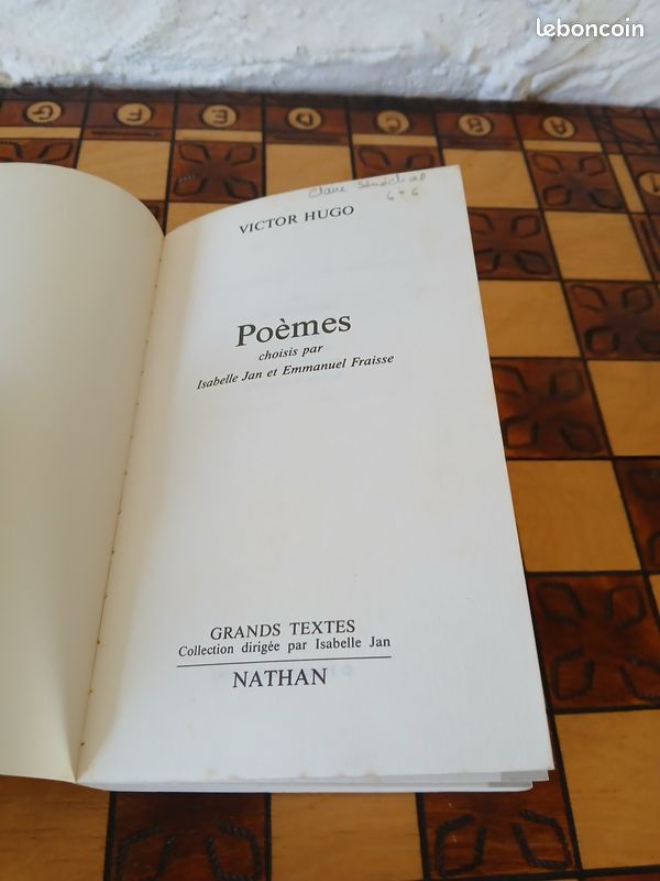 Litterrature Francaise XIX siecle. Victor Hugo Poemes Choisies. Textes integraux etudies par Professeur de Lettres Isabelle & Emmanuel Fraisse Livre de poche Nathan 1985 250 pages et Dossier illustre (image 3)