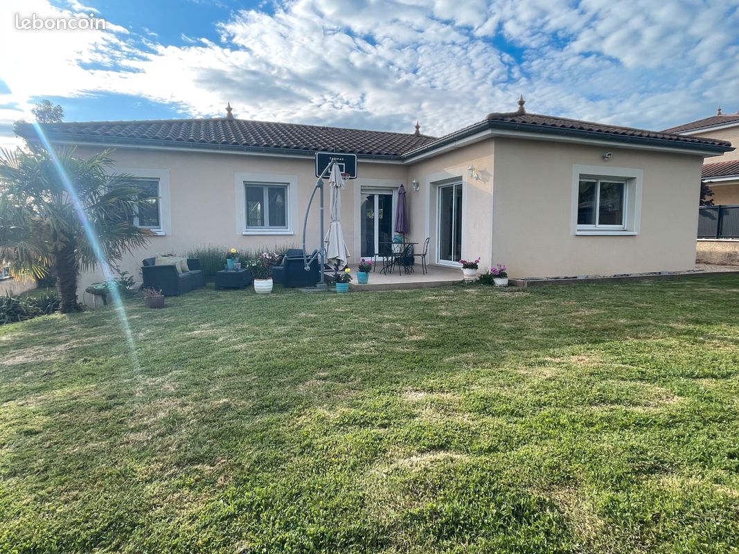 Maison 6 pièces 106 m² · à Mâcon · 106 m² · 329 000 €