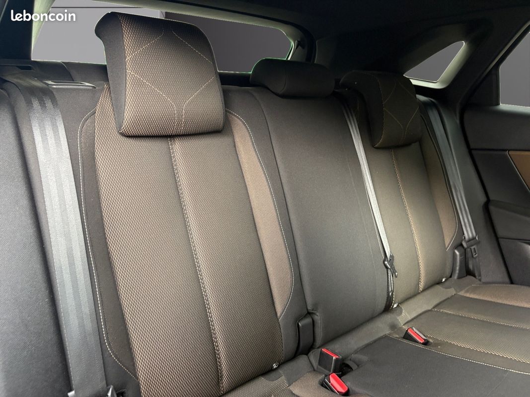 DS DS7 CROSSBACK BUSINESS 130Ch EAT 8 / RADARS AR / GPS / CLIM / CHARGEUR INDUCTION / Garantie 12 mois (image 21)