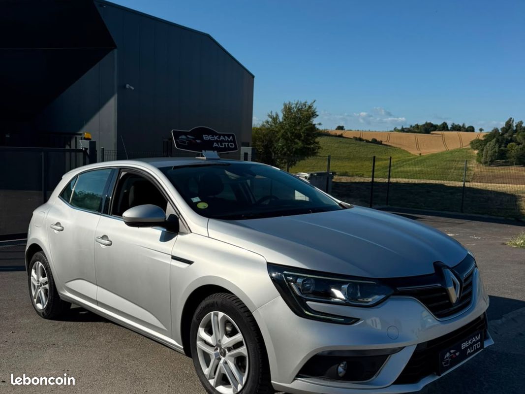 RENAULT MEGANE IV BERLINE BUSINESS 1.5 dCi 115 Business boîte automatique (image 1)