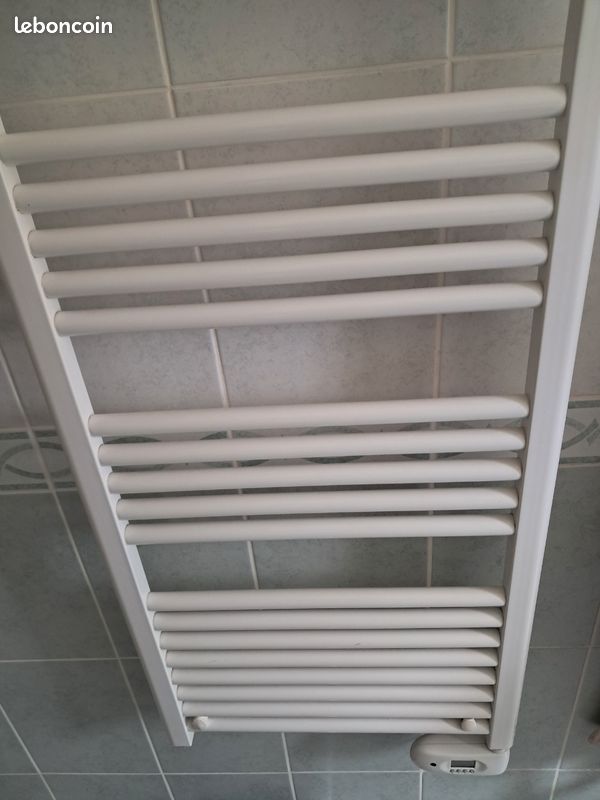 Sèche serviettes électrique (image 1)